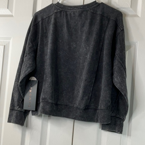 DanSkin Women’s Distressed Sweatshirt Size XS - Picture 6 of 7
